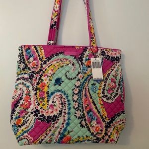 Vera Bradley tote bag